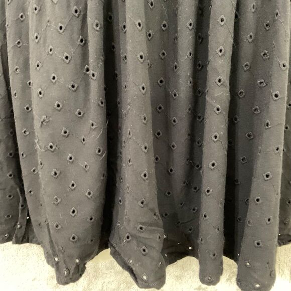 TORRID Sleeveless Eyelet V-Neck Women's Babydoll Blouse Top Size 3XL Black Fairy - Picture 3 of 13